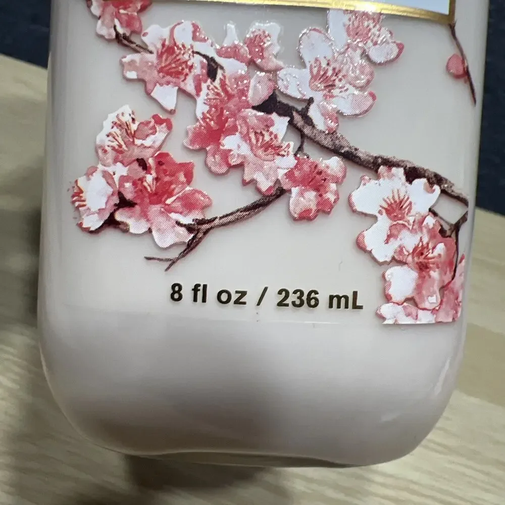 New Bath & Body Works Japanese Cherry Blossom Shea Butter Body Lotion 8 fl oz